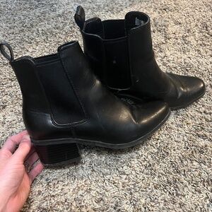 Black Chelsea boots